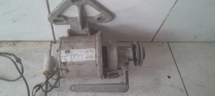 Motor de máquina costura