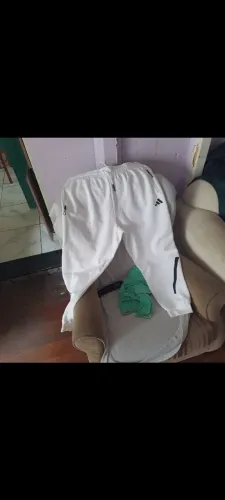 Calça adidas original comprado nos Estados unidos