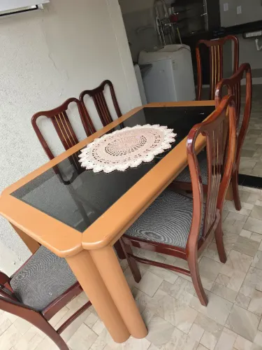 mesa 6 cadeiras madeira