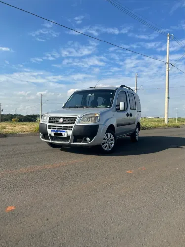 Fiat Doblo Attractive 1.4 Fire Flex 8V 5P 2013