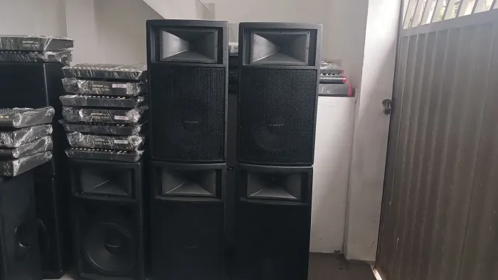 Caixas passivas 15"