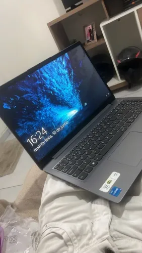 Lenovo IdeaPad 3i (Intel Core i5) - Rápido, Elegante e Pronto para Tudo!
