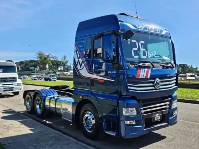 Vw Meteor 28.480 6x2 Ano 2025 Teto Alto Automático Suspensão Mola Baixo km