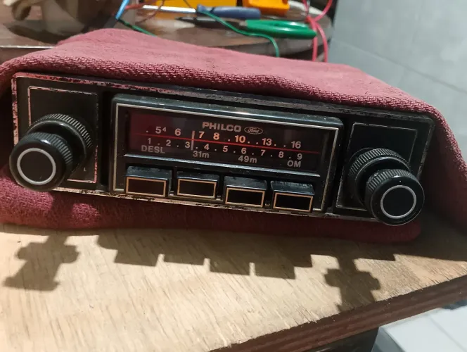 RÁDIO ANTIGO PHILCO FORD MODELO B-626 AM