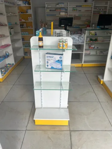 MÓVEIS PARA DROGARIA 