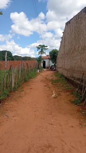 CASA EM BARBALHA PRÓXIMO AO DETRAN (ÁREA DE EXAMES)