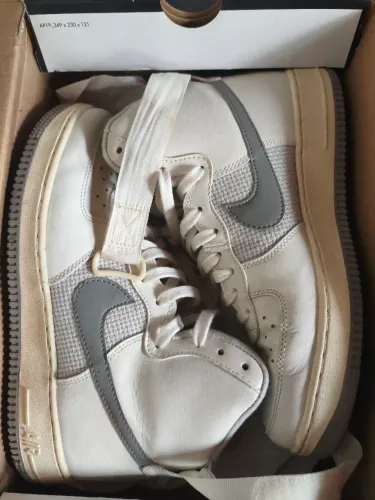 Nike Air Force 1 High 07 Lv8, n 40 - Excelente estado!