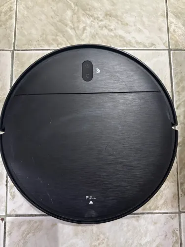 Robô aspirador com defeito
