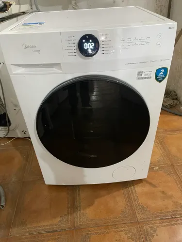 Vende-se lavadora midea com garantia de 6 meses