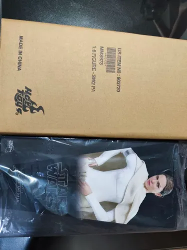Hot toys Star Wars Padmé Amigdala Esposa Anakin Skywalker mãe do Luke e Leia Skywalker