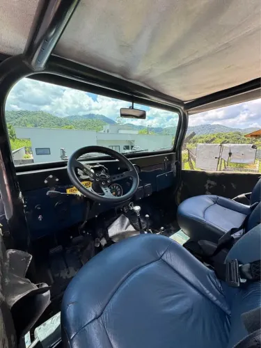 Willys Overland Jeep 2.6 12V Gasolina 2P 1967