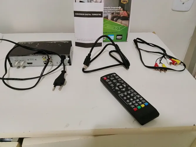 Vendo esse CONVERSOR TV SINAL P DIGITA E GRAVADOR FULL HD HDMI.