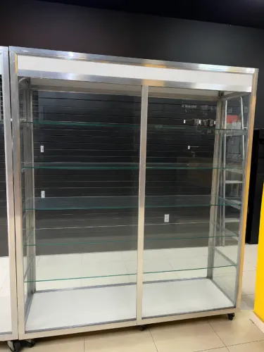 Vitrine de Vidro Grande com Estrutura de Alumínio - Excelente Estado
