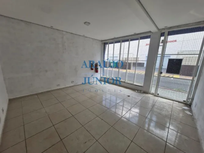 Sala Comercial para Locação no Centro de Americana-SP: 1 Sala, 1 Banheiro, 30m² - Imperdív