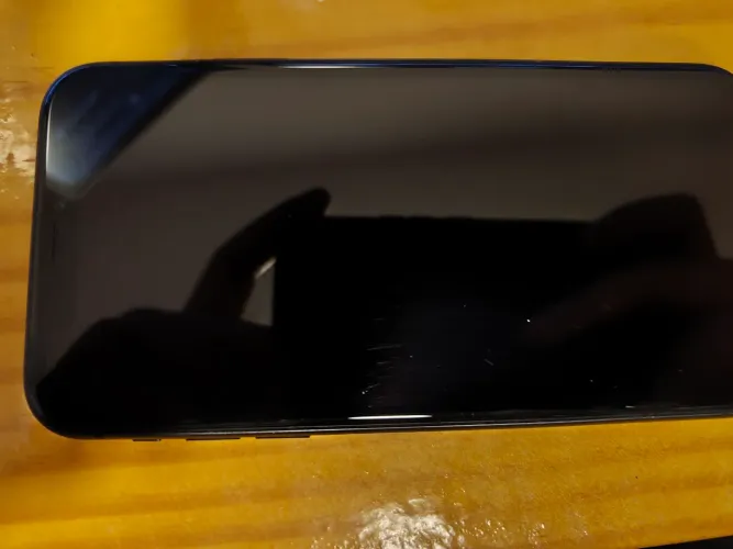iPhone 11 sem defeito 