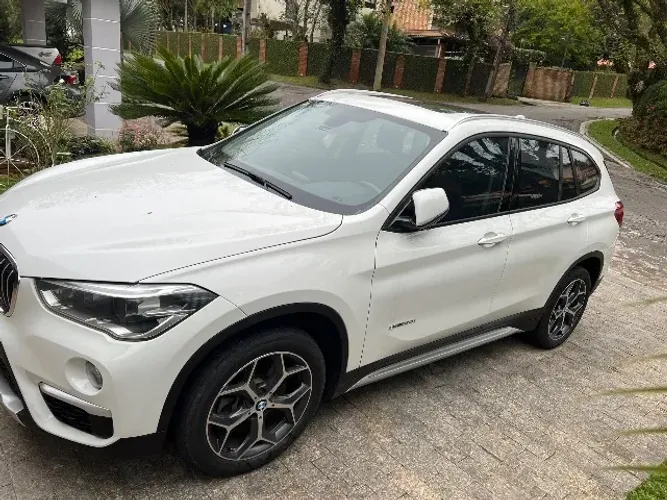 BMW X1 Sdrive 20I X-line 2.0 TB Active Flex 2017