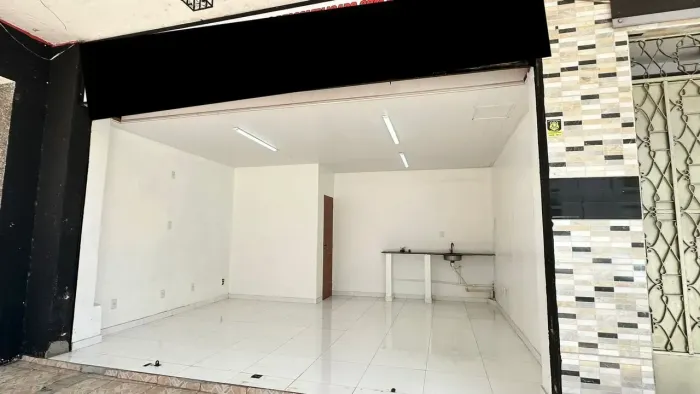Ponto comercial térreo no centro de Belém esquina da presidente Vargas tv frei Gil 30m2