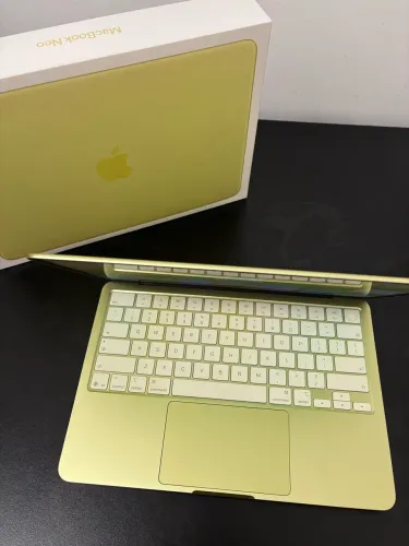 MacBook Neo Cítrus - novo - 512gb