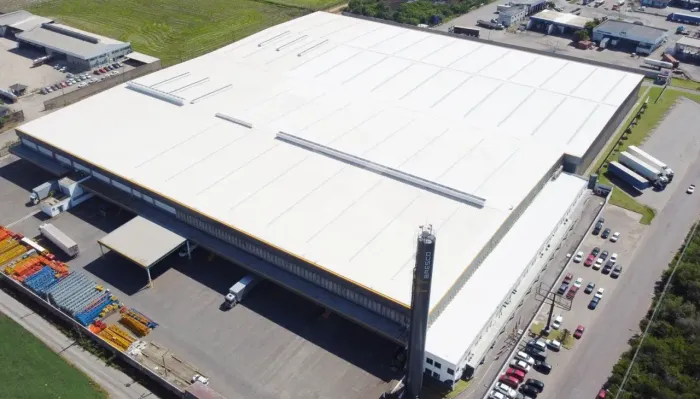 Pavilhão em condomínio logístico em Canoas para locação