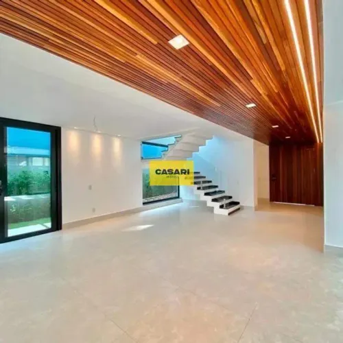 Casa de Alto Padrão à Venda no Swiss Park | 400m², 4 Suítes, Sustentável e Mobiliada no Gr