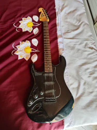 Vendo guitarra memplis mg32 e violão Michael 