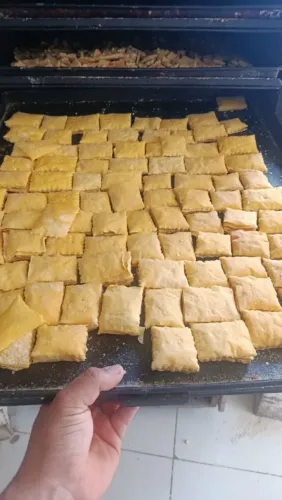 Procuro virada ou de Pastelaria ou bolachas