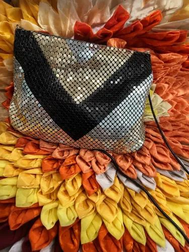 Clutch malha metálica