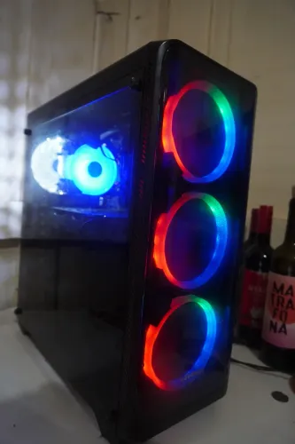 Gabinete completo Placa de video GTX 1080 6gb Intel i3 8100