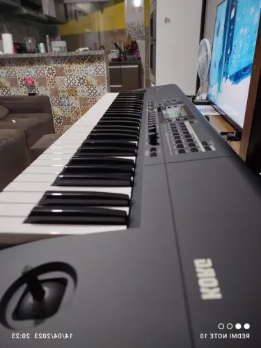 Korg i3