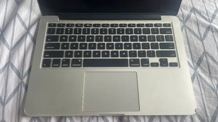 Macbook air retirada de peças