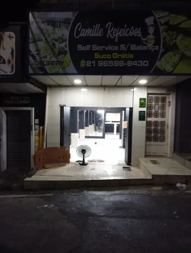 Alugo LOJA no CORACAO DO COMÉRCIO de Itaguaí, esquina Banco Bradesco, PONTO FEITO!