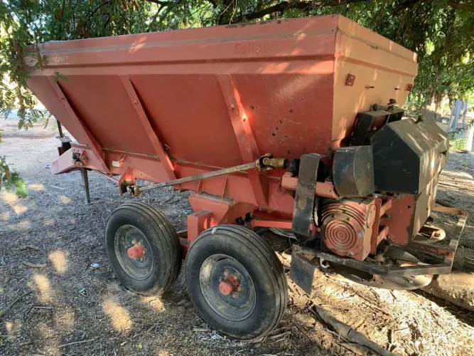 Calcareadeira agrícola