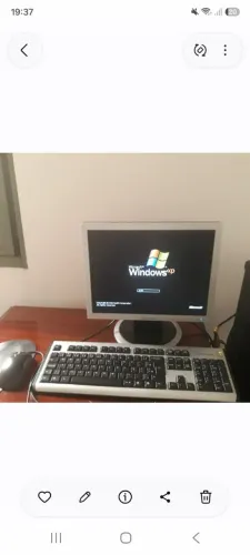 Computador Positivo completo - R$ 230<br>Vendo computador Positivo completo, funcionando.