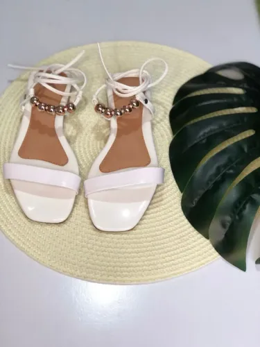 Lote de rasteirinhas