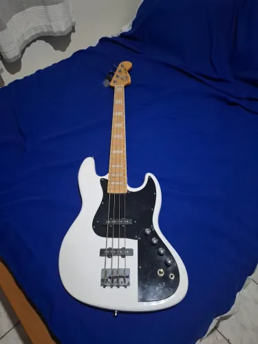 Vendo Contra baixo fender