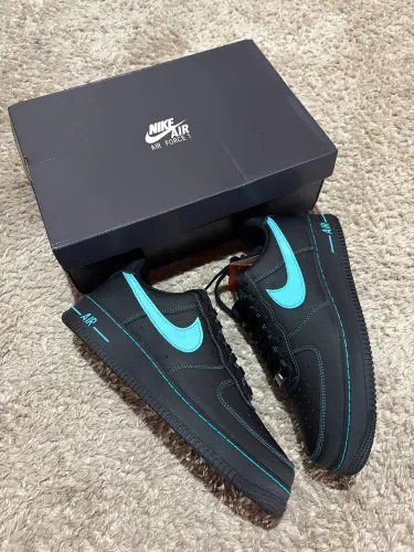 Air Force 1 Low Black Un-Tiffany