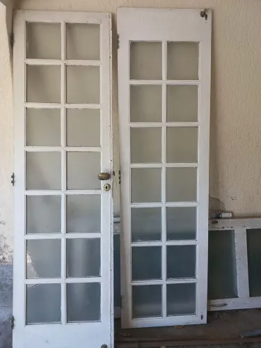 Porta para dentro de casa