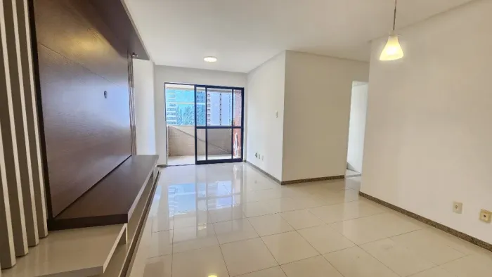 Apartamento 2 Quartos para Venda, 2 dormitórios, sendo 1 suíte, 3 banheiros, 1 vaga, área