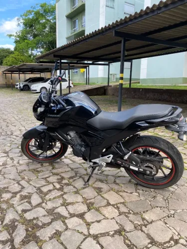 Vendo Fz15, 2024, abs, com apenas 10.000km