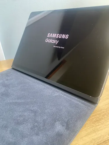 Samsung Galaxy Tab S10 FE 5G (128 GB | 8 GB RAM) - Estado de Novo