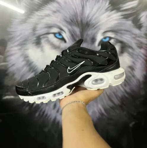 Nike TN Black White IMPORTADO!<br>R$399,00