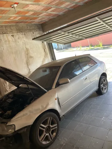 Audi A3 1.6 3P 2000