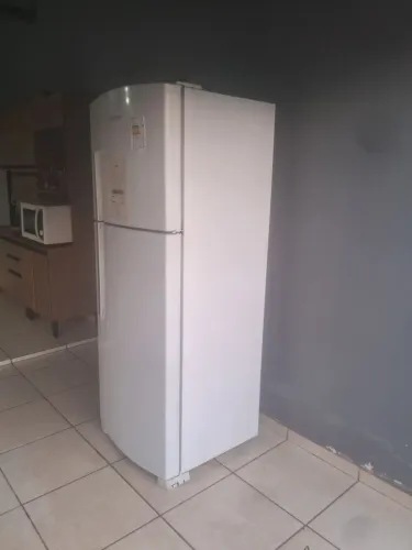 Vendo geladeira Brastemp fros free