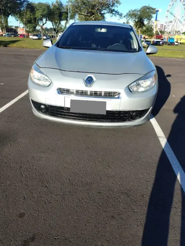 Renault Fluence Sedan Expres. 1.6 16V Flex Mec. 2013