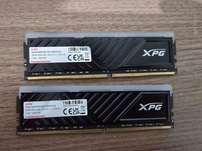 Memória XPG D35G DDR4 32GB (2x16) 3200Mhz CL16