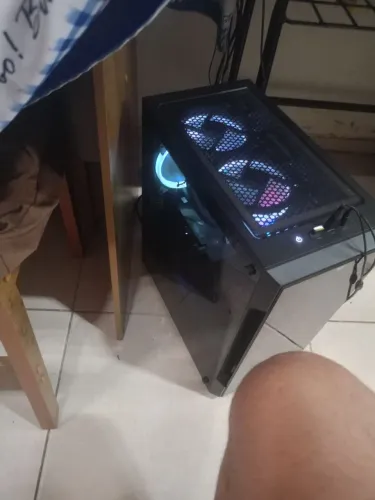 Pc gamer em boas condições