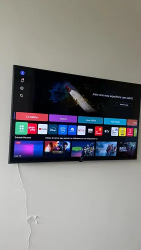 Smart TV LG Profissional 43" 4K UHD (webOS 25) - Estado de Nova!