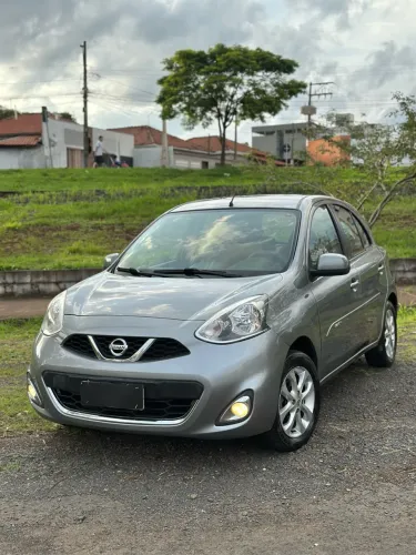 Nissan March SV 1.0 16V Flex Fuel 5P 2015