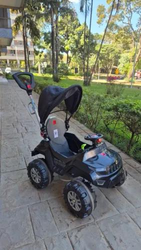 Carrinho De Passeio Pedal Super Banjipe Infantil Bandeirante