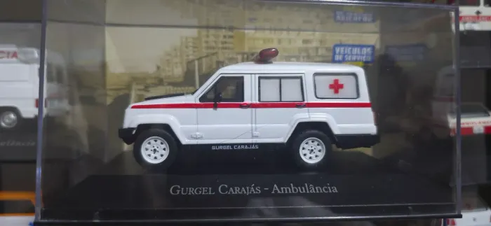 Miniatura Gurgel Carajás Ambulância 1:43 | Veículos de Serviço do Brasil